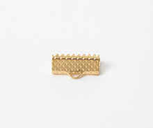 Load image into Gallery viewer, Trucraft – Gold Dotted Jewellery Clamps: 16mm (Pack of 50)