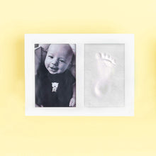 Load image into Gallery viewer, Simply Make Newborn Imprint Kit - Baby Hand &amp; Foot Casting Keepsake Set
