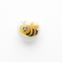 Load image into Gallery viewer, Trucraft - 15mm Bee Buttons - Shank Fitting - Pack of 50
