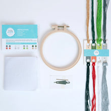 Load image into Gallery viewer, DoCrafts – Simply Make – Cross Stitch Kit: Football Game
