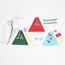 Load image into Gallery viewer, Simply Make - Felt Kit - Christmas Trees - 6 Pieces

