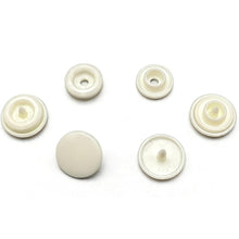 Load image into Gallery viewer, Trucraft Plastic Snaps Size 20 T5 - B22 Glossy Ivory (50 Sets)

