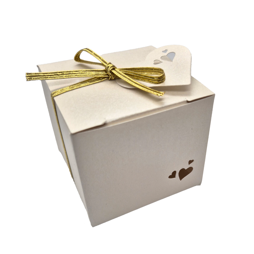 Trucraft - Wedding Favour Boxes - Square - Ivory Pearlescent - Pack of 10