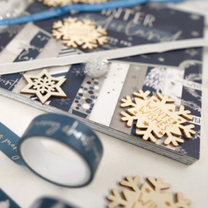 Dovecraft - Wooden Winter Wishes MDF Snowflakes - Pack of 16
