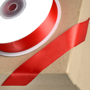 Trucraft - Double Sided Satin Craft Ribbon - 15mm x 2m Length - Red