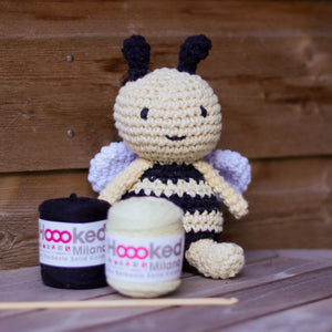www.thecraftshop.net Hoooked - Crochet Kit - Honey the Bee