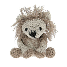 Load image into Gallery viewer, www.thecraftshop.net Hoooked - Crochet Kit - Leroy the Lion
