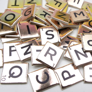 THECRAFTSHOP.NET Dovecraft - Mini Scrabble Letter Tiles 1cm Craft Embellishments x 200 ROSE GOLD 