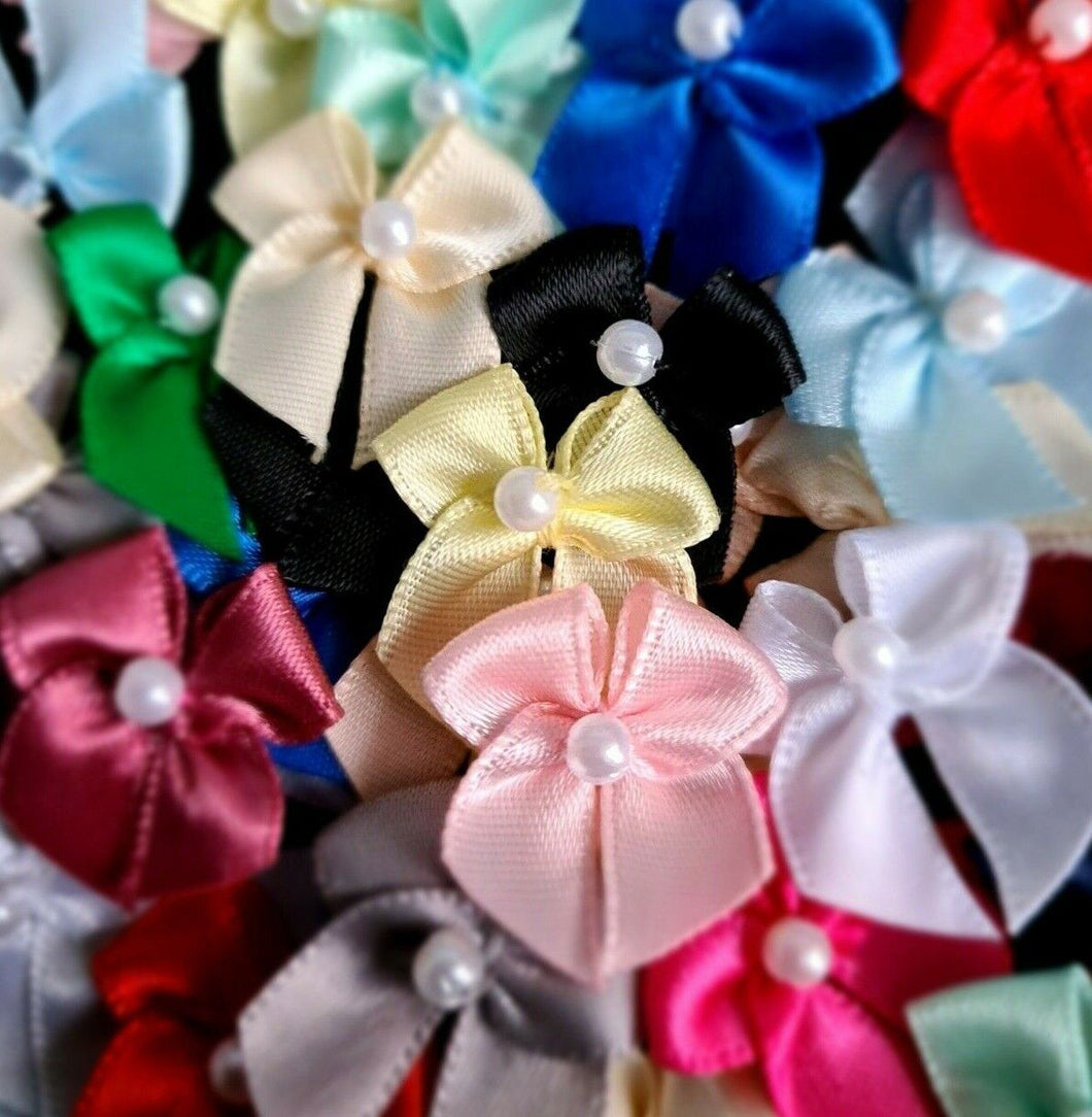 Trucraft - 22mm Dainty Satin Ribbon and Single Pearl Bows - Mixed - Pack of 10