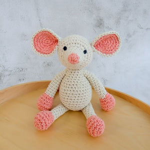 Hoooked - Crochet Kit - Monica the Mouse